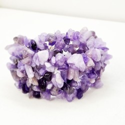 Brazalete preciosos de amatistas tejidas