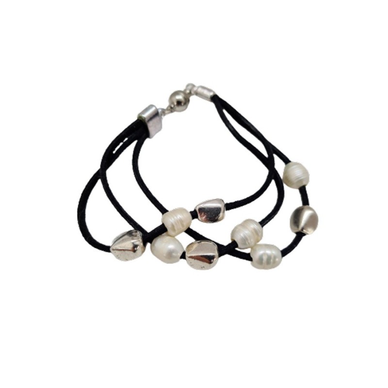Pulsera multitira cuero con perlas de rio